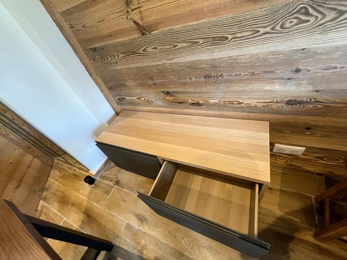 Les Clarines Apartment